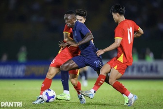 Đội tuyển Campuchia nhập tịch 9 cầu thủ, lộ tham vọng ở AFF Cup 2026