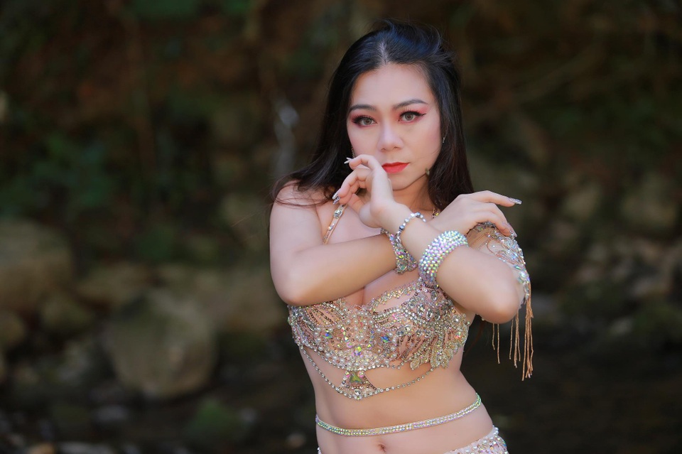 Sân chơi dành cho bạn trẻ đam mê bellydance chuẩn bị khởi tranh - 2 Sân chơi dành cho bạn trẻ đam mê bellydance chuẩn bị khởi tranh - 2
