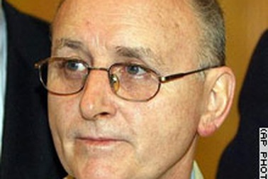 Cựu điệp viên Anh bị bắn chết 