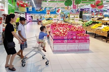 Hà Nội sẽ không còn hoa quả bán rong vỉa hè?