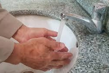 Giảm giá nước sạch cho các hộ nghèo bị ảnh hưởng do đại dịch Covid-19