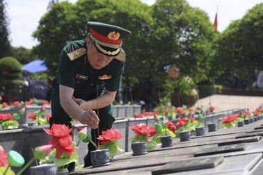 Hé lộ thêm manh mối về thông tin mộ tập thể 70-90 liệt sỹ
