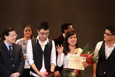 Cuộc thi "Tài năng trẻ Việt Nam tại Pháp 2012" 