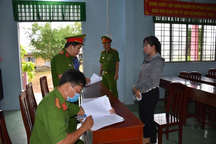 Kế toán trường quê tham ô 1,4 tỷ đồng