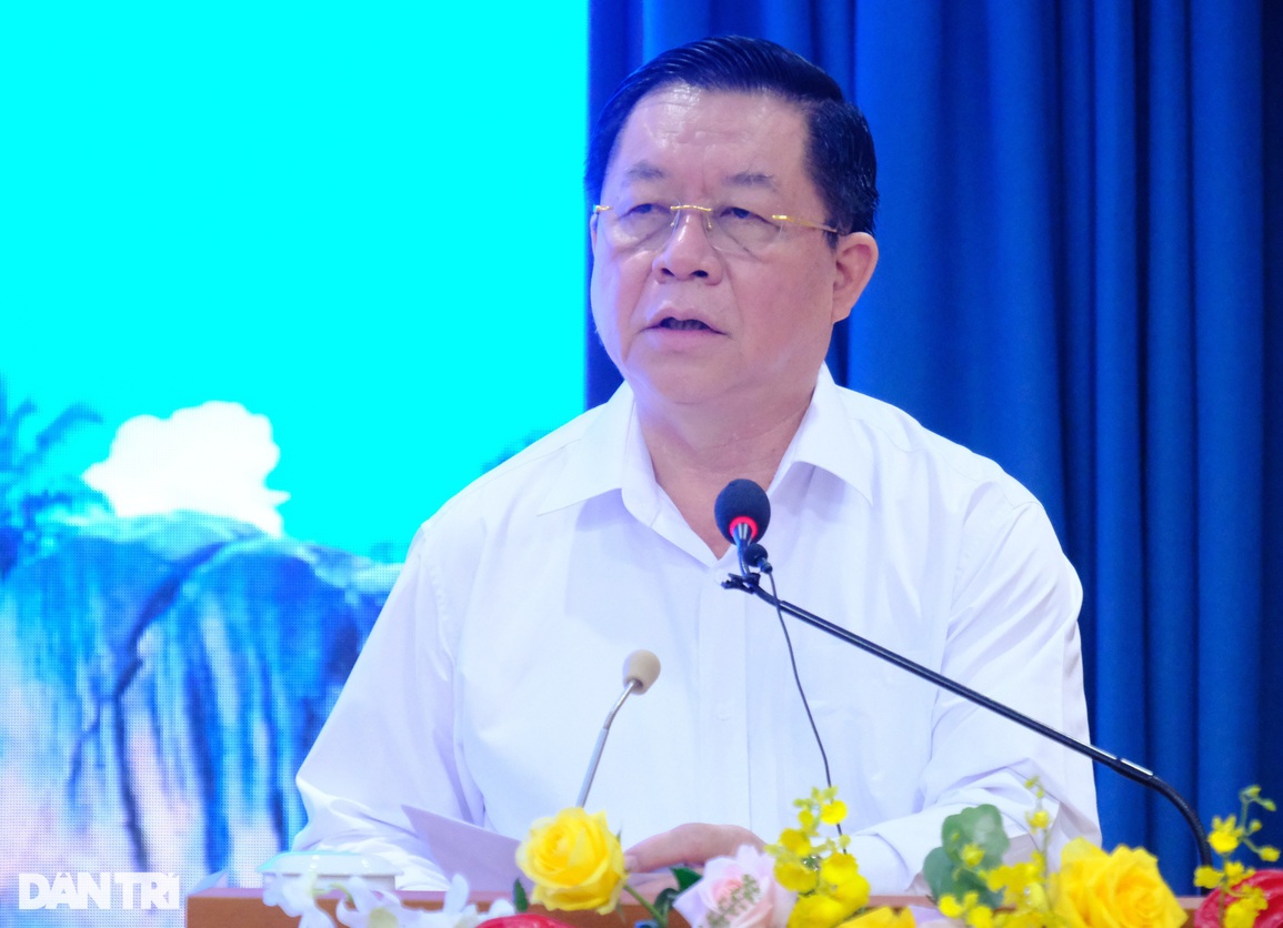 Trưởng ban Tuyên giáo Trung ương: Nghiên cứu 6 nội dung kết hợp quân dân y - 2 Trưởng ban Tuyên giáo Trung ương: Nghiên cứu 6 nội dung kết hợp quân dân y - 2