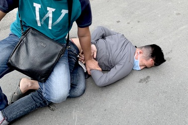 Cảnh sát nổ súng bắt cướp như phim hành động