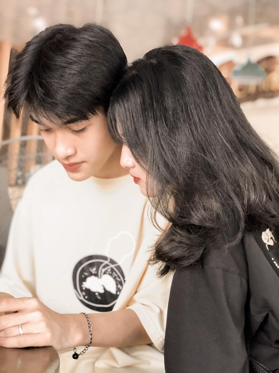 Chuyện tình “chị ơi, anh yêu em” của cặp đôi phải lòng từ ánh mắt đầu - 3 Chuyện tình “chị ơi, anh yêu em” của cặp đôi phải lòng từ ánh mắt đầu - 3