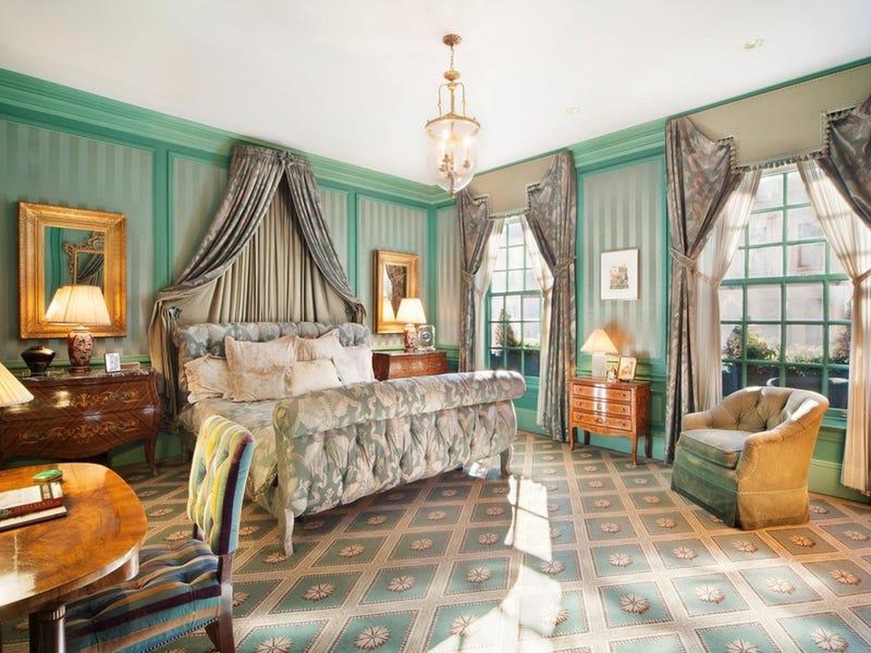 Được ví là “kiệt tác kiến trúc”, nhà phố triệu đô vẫn ế suốt 17 năm - 9