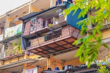 Hà Nội kiên quyết di dời các hộ dân ra khỏi chung cư cũ nguy hiểm