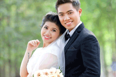 Chàng học sinh cưới cô giáo chủ nhiệm 10 năm trước giờ ra sao?