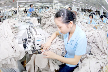 Doanh nghiệp dệt may "khốn khổ", Bộ Công Thương vẫn dửng dưng
