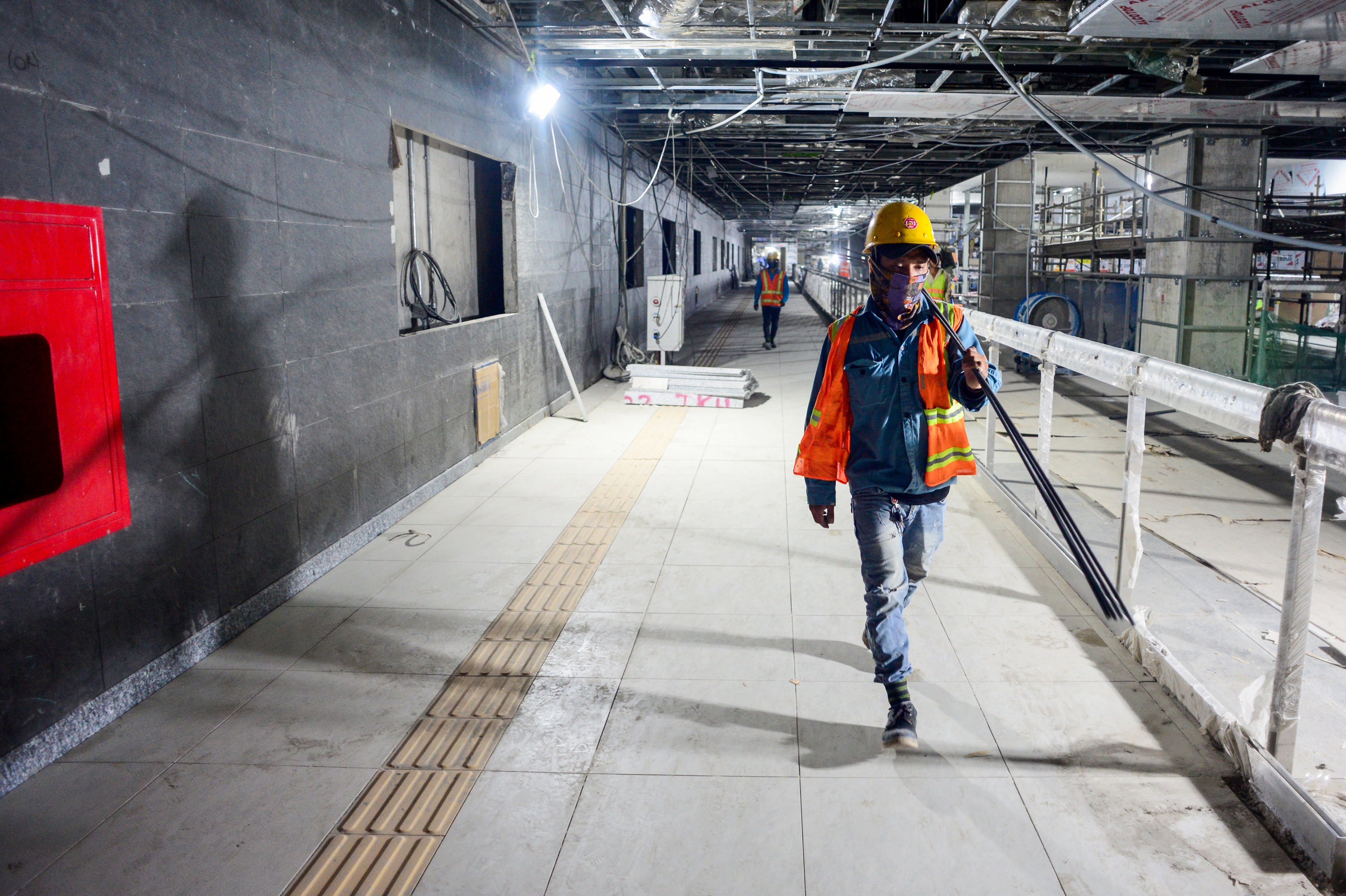Ngắm tuyến metro đầu tiên của TPHCM sau gần 10 năm chờ đợi - 9 Ngắm tuyến metro đầu tiên của TPHCM sau gần 10 năm chờ đợi - 9