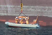 Cứu kịp thời thuyền viên nước ngoài nghi bị chấn thương sọ não trên biển