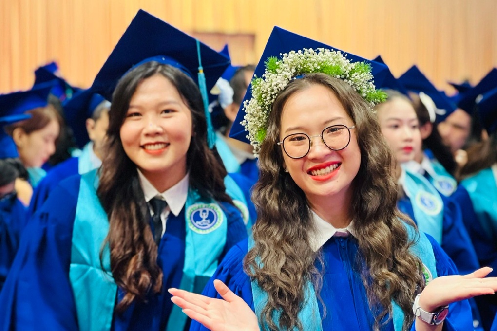 Loạt ngành điểm chuẩn thấp nhất, hơn 7 điểm/môn đỗ ngay trường top - 2 Loạt ngành điểm chuẩn thấp nhất, hơn 7 điểm/môn đỗ ngay trường top - 2