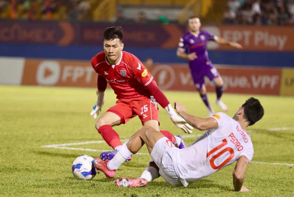 CLB Bình Dương thua ngược Thể Công Viettel, SL Nghệ An thắng CLB Bình Định - 2 CLB Bình Dương thua ngược Thể Công Viettel, SL Nghệ An thắng CLB Bình Định - 2