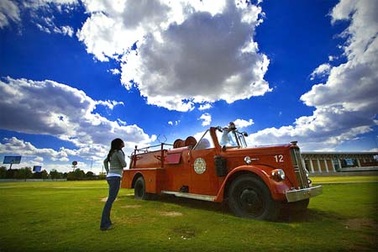 Đắm mình trong thành phố đầy màu sắc cổ tích của Mexico