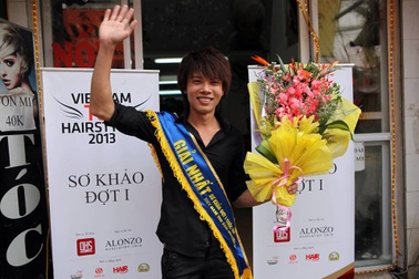 Ông chủ lớn ngành tóc – lập nghiệp từ đôi bàn tay trắng