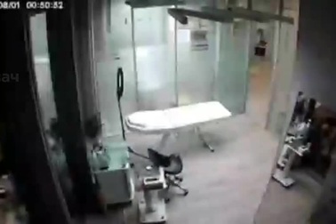 Khoảnh khắc UAV tấn công tòa nhà cao tầng ở trung tâm tài chính Moscow