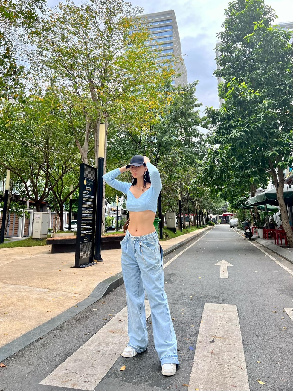 Siêu mẫu Anh Thư kể lý do ly hôn, tỉnh ngộ vì một câu hỏi của con - 8 Siêu mẫu Anh Thư kể lý do ly hôn, tỉnh ngộ vì một câu hỏi của con - 8