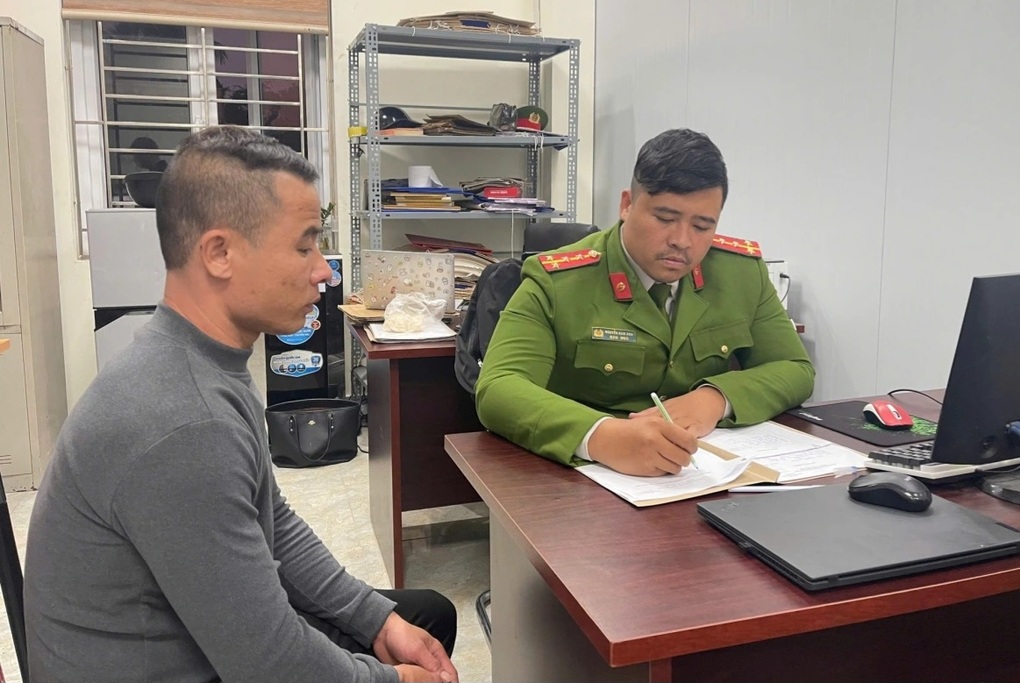 Bị án gây tai nạn chết người đầu thú sau 7 năm bỏ trốn - 1 Bị án gây tai nạn chết người đầu thú sau 7 năm bỏ trốn - 1