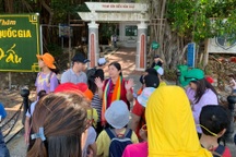 "Cô giáo thời tiết" nêu nguyên tắc an toàn dã ngoại sau vụ tai nạn bắt ngao