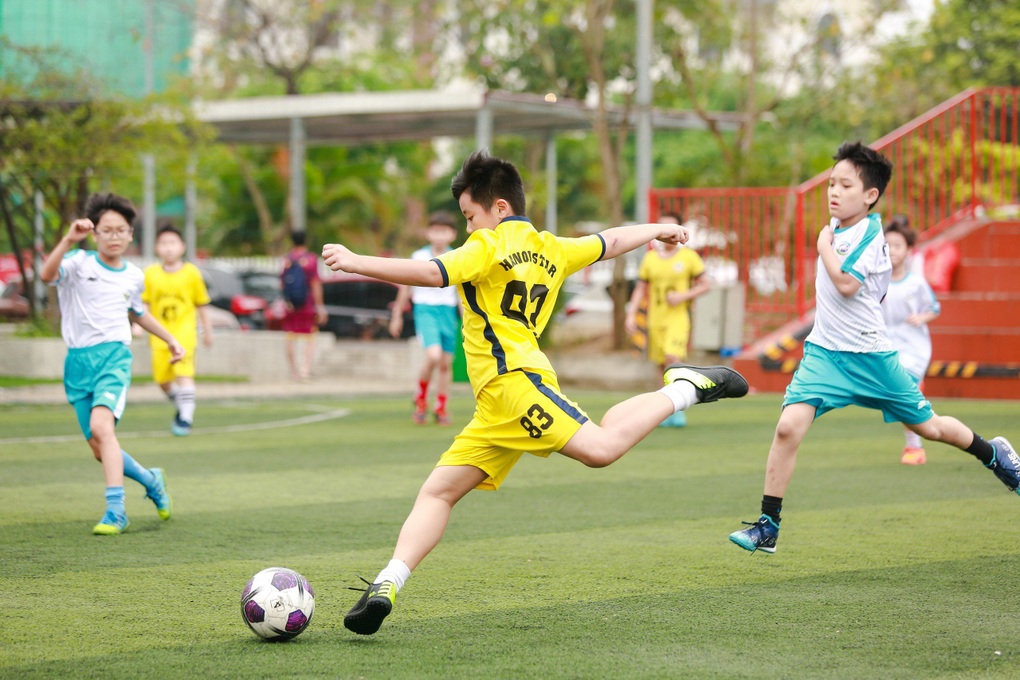 Lộ diện các nhà vô địch giải thể thao EQuest Champions Series 2024 khu vực miền Bắc - 1 Lộ diện các nhà vô địch giải thể thao EQuest Champions Series 2024 khu vực miền Bắc - 1