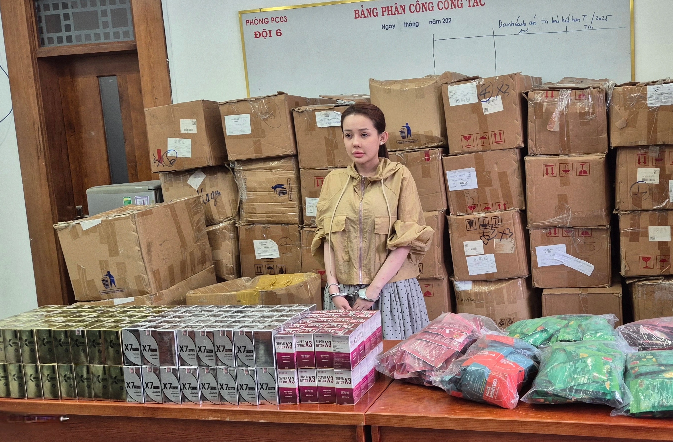 Ngân 98 bán sản phẩm gì mà doanh thu được xác định hàng trăm tỷ đồng? - 2