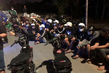 Cần Thơ: 34 thanh thiếu niên tụ tập đua xe, gây rối lúc rạng sáng