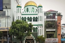 Người phụ nữ ở TPHCM chở thi thể đến thánh đường nhờ đọc kinh khai gì?