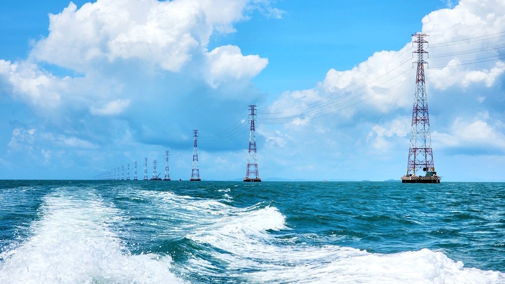 Đóng đường dây điện 220kV vượt biển trên không dài nhất thế giới - 2 Đóng đường dây điện 220kV vượt biển trên không dài nhất thế giới - 2