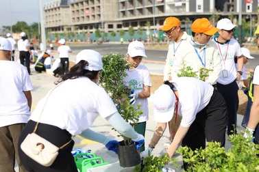 Hơn 5.000 cây xanh được trồng trước ngày khai trương Aeon Mall Huế
