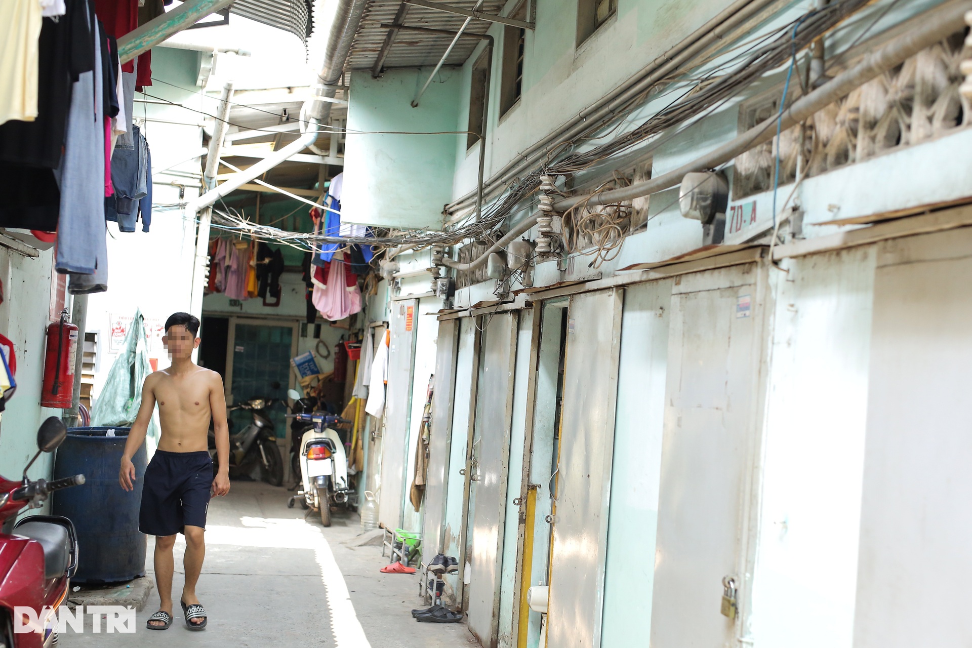 Chủ cơ sở lưu trú ở TPHCM tất bật khắc phục vi phạm PCCC - 9 Chủ cơ sở lưu trú ở TPHCM tất bật khắc phục vi phạm PCCC - 9