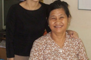 Bình Gấm vé số, khoai lang trở thành bác sĩ 