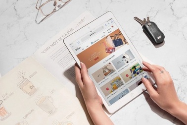 Người dùng chờ đón mua hàng hiệu cực chất từ Leflair