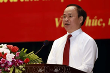 Cách chức Giám đốc, buộc thôi việc 2 Phó giám đốc Sở Tư pháp Vĩnh Phúc