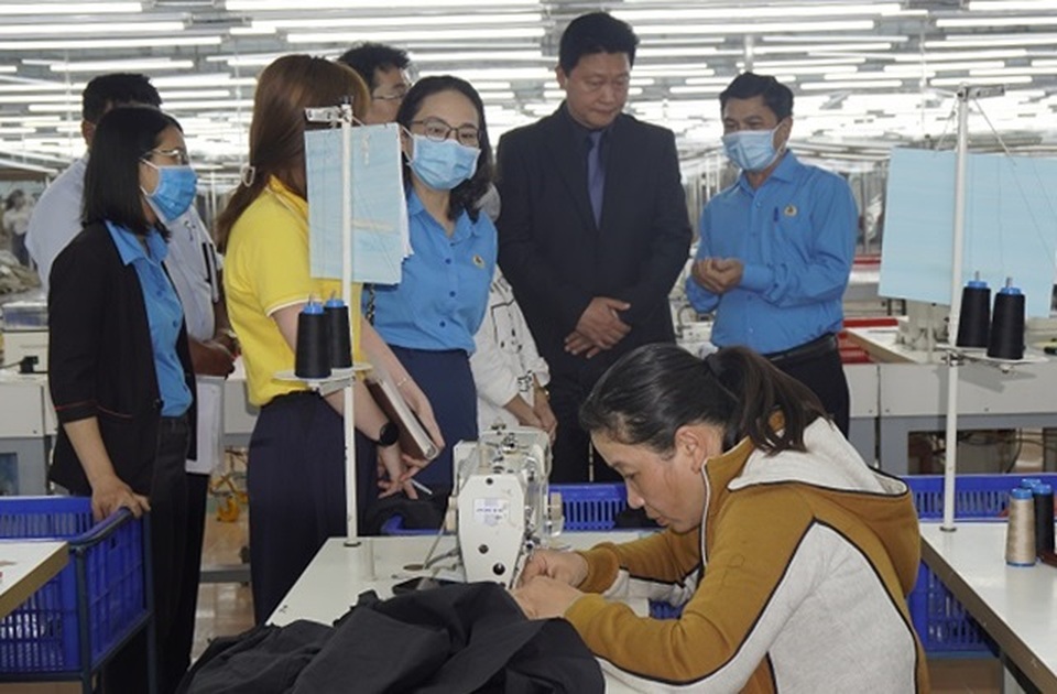 Bình Định trải thảm đỏ mời gọi doanh nghiệp nước ngoài đến đầu tư - 2 Bình Định trải thảm đỏ mời gọi doanh nghiệp nước ngoài đến đầu tư - 2