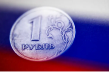 Bất chấp các lệnh trừng phạt, đồng rúp Nga cao nhất 7 năm
