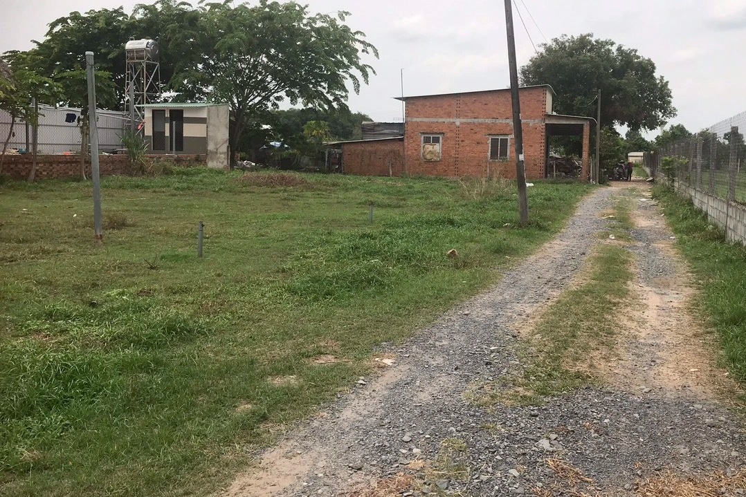 Giá đất Củ Chi tăng chóng mặt, nhà đầu tư cẩn thận ôm bom - 2