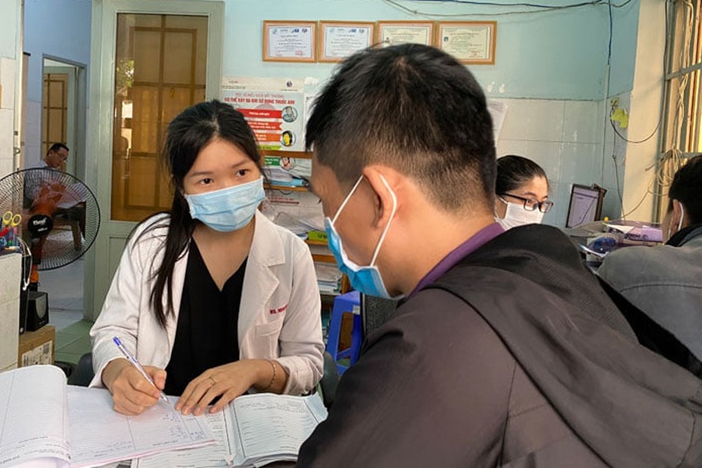 Việt Nam có 250.000 người nhiễm HIV: Đối tượng nào chiếm 50% ca mắc mới? - 2 Việt Nam có 250.000 người nhiễm HIV: Đối tượng nào chiếm 50% ca mắc mới? - 2