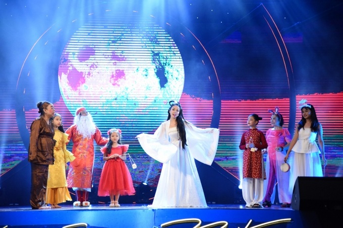 Tiểu phẩm hài kịch “Ý nghĩa về ngày Trung thu” giúp các cháu thiếu nhi tìm hiểu về nguồn gốc của Tết Trung thu và các hoạt động thường diễn ra trong dịp này.