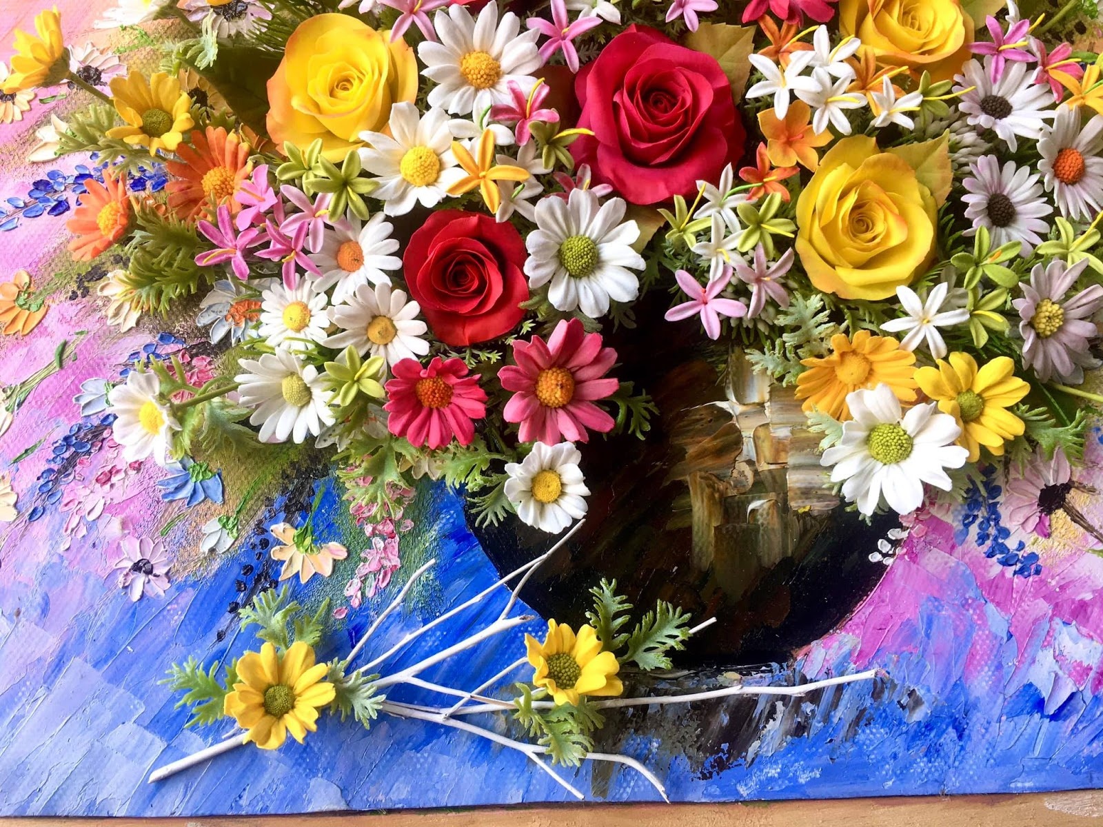 Người phụ nữ vẽ tranh bằng đất sét - 9