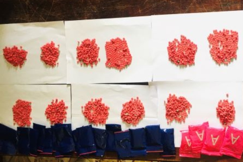 Bỏ 6.000 viên ma túy trong cốp xe, nhập cảnh vào Việt Nam - 1 Bỏ 6.000 viên ma túy trong cốp xe, nhập cảnh vào Việt Nam - 1