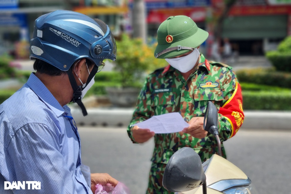 Nếu 4 ngày nữa F0 không giảm, Đà Nẵng sẽ thực hiện ai ở đâu ở yên đó - 2 Nếu 4 ngày nữa F0 không giảm, Đà Nẵng sẽ thực hiện ai ở đâu ở yên đó - 2