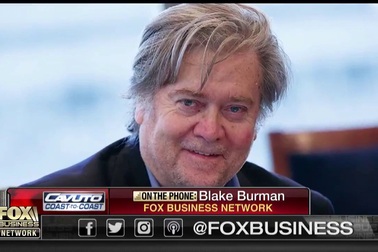 Ông Trump loại chiến lược gia trưởng khỏi Hội đồng An ninh Quốc gia