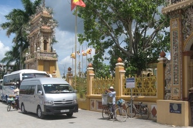 Một thanh niên bị truy sát chết trong sân chùa