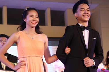 Lộ diện cặp đôi đại sứ tài năng THPT Chu Văn An