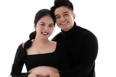 Diễn viên Vân Trang sinh con thứ 4