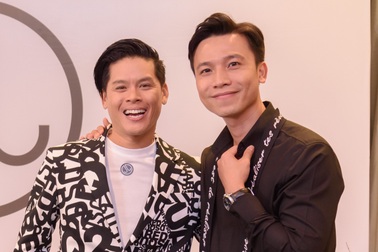 John Huy Trần chia sẻ về cuộc sống sau kết hôn cùng bạn đời đồng giới