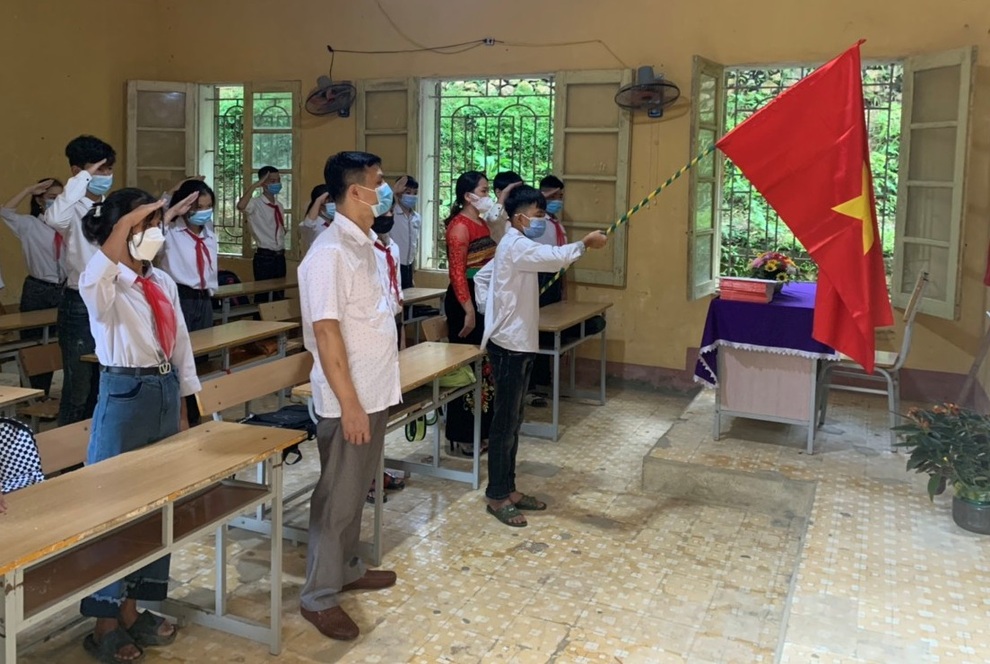 Lễ khai giảng muộn đáng nhớ ngay trong lớp học - 11 Lễ khai giảng muộn đáng nhớ ngay trong lớp học - 11