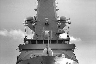 Anh điều tàu khu trục tới biển tranh chấp với Argentina